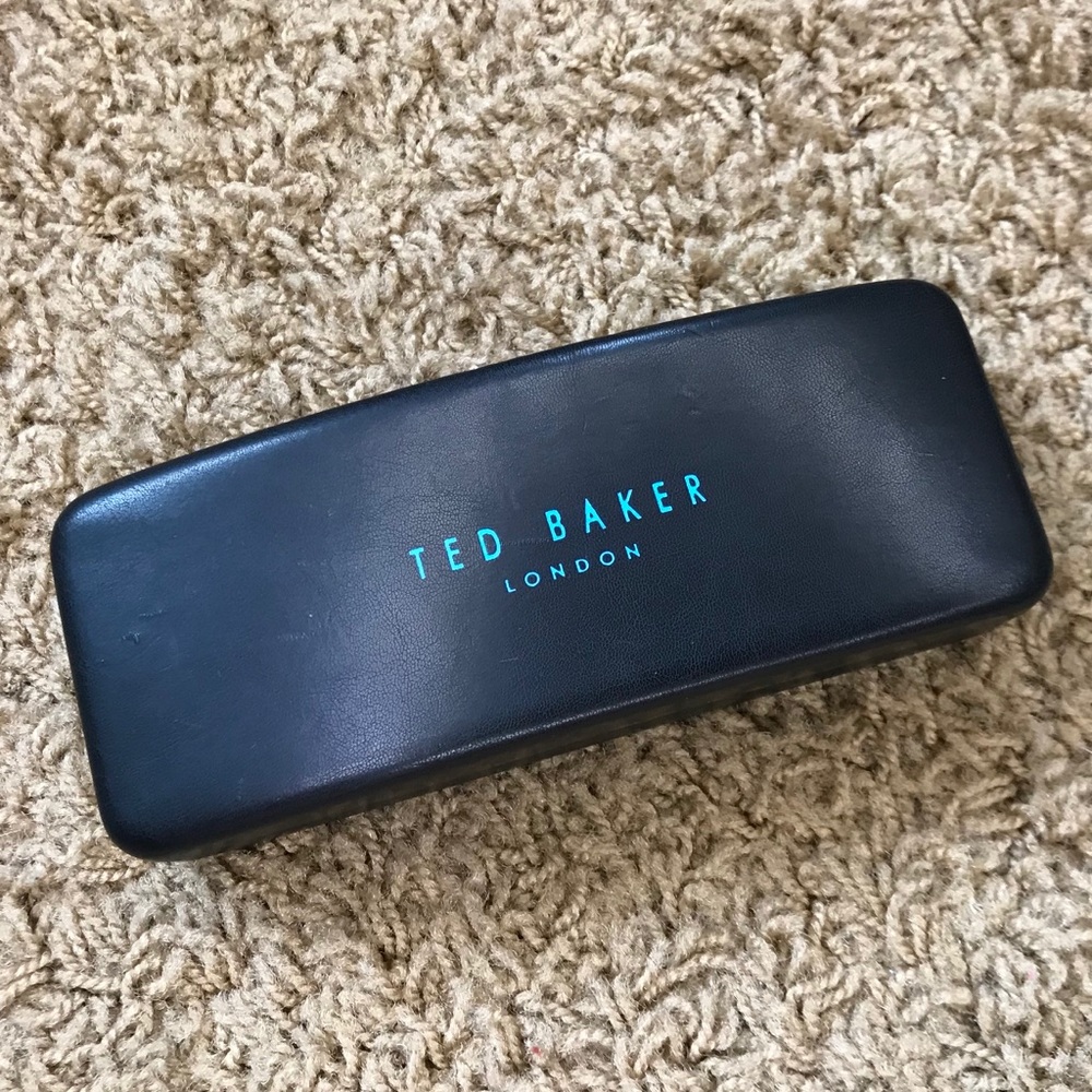 Ted Baker London Glasses / Sunglass Case
